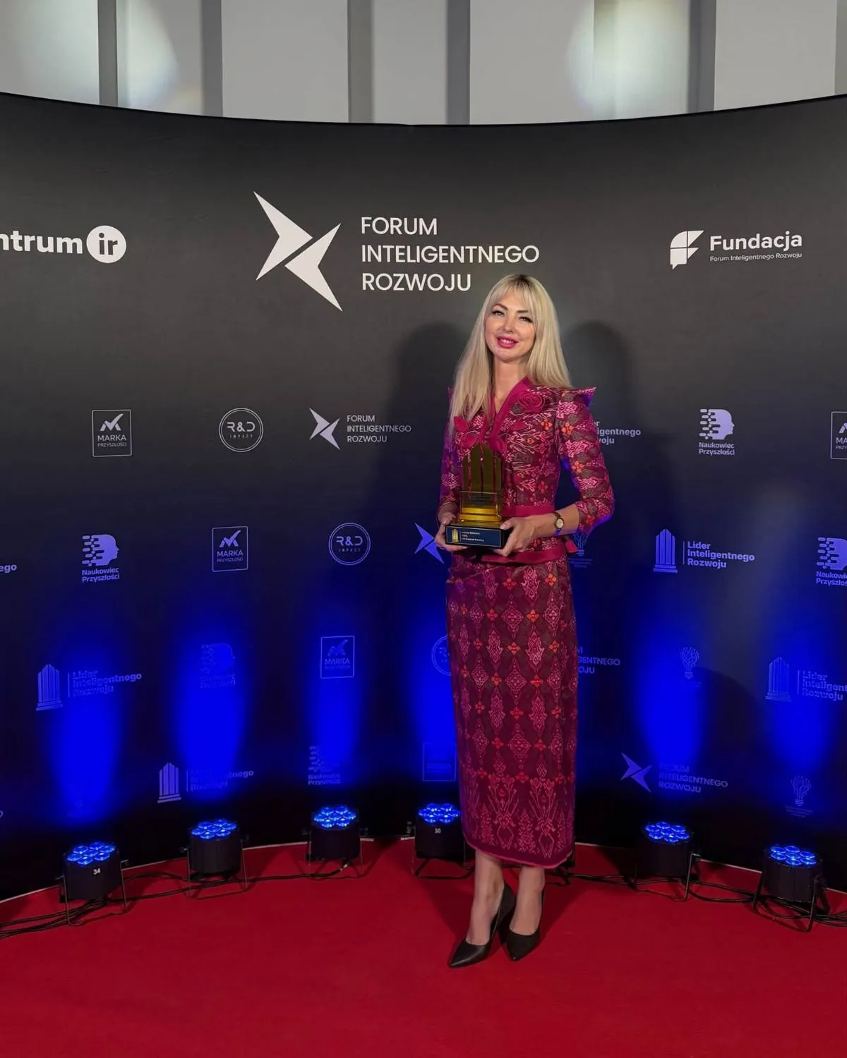Iwona Kmiecik z tytułem Liderki Inteligentnego Rozwoju na Forum Inteligentnego Rozwoju
